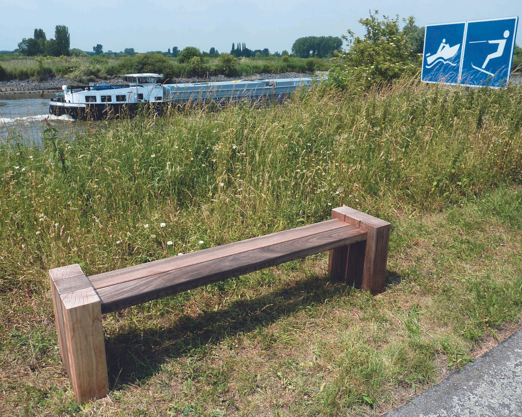 AMSTERDAM BANK ZONDER LEUNING PADOUK - VRIJSTAAND