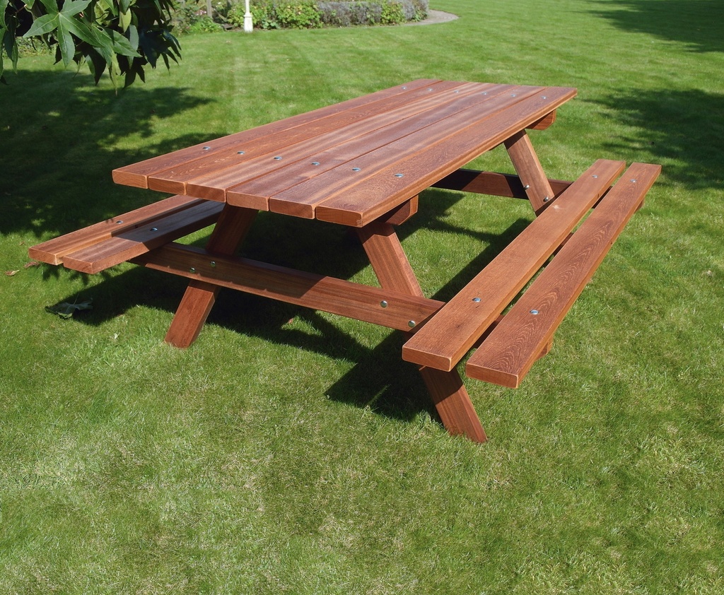 PICKNICKTAFEL HARDHOUT 200CM - VRIJSTAAND